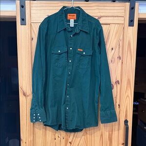 Wrangler Men's Dark Green Casual Button Down Shirt
